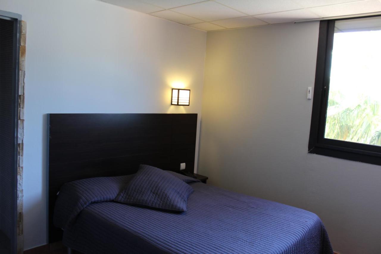 Hotel L'Hacienda Martigues Kültér fotó