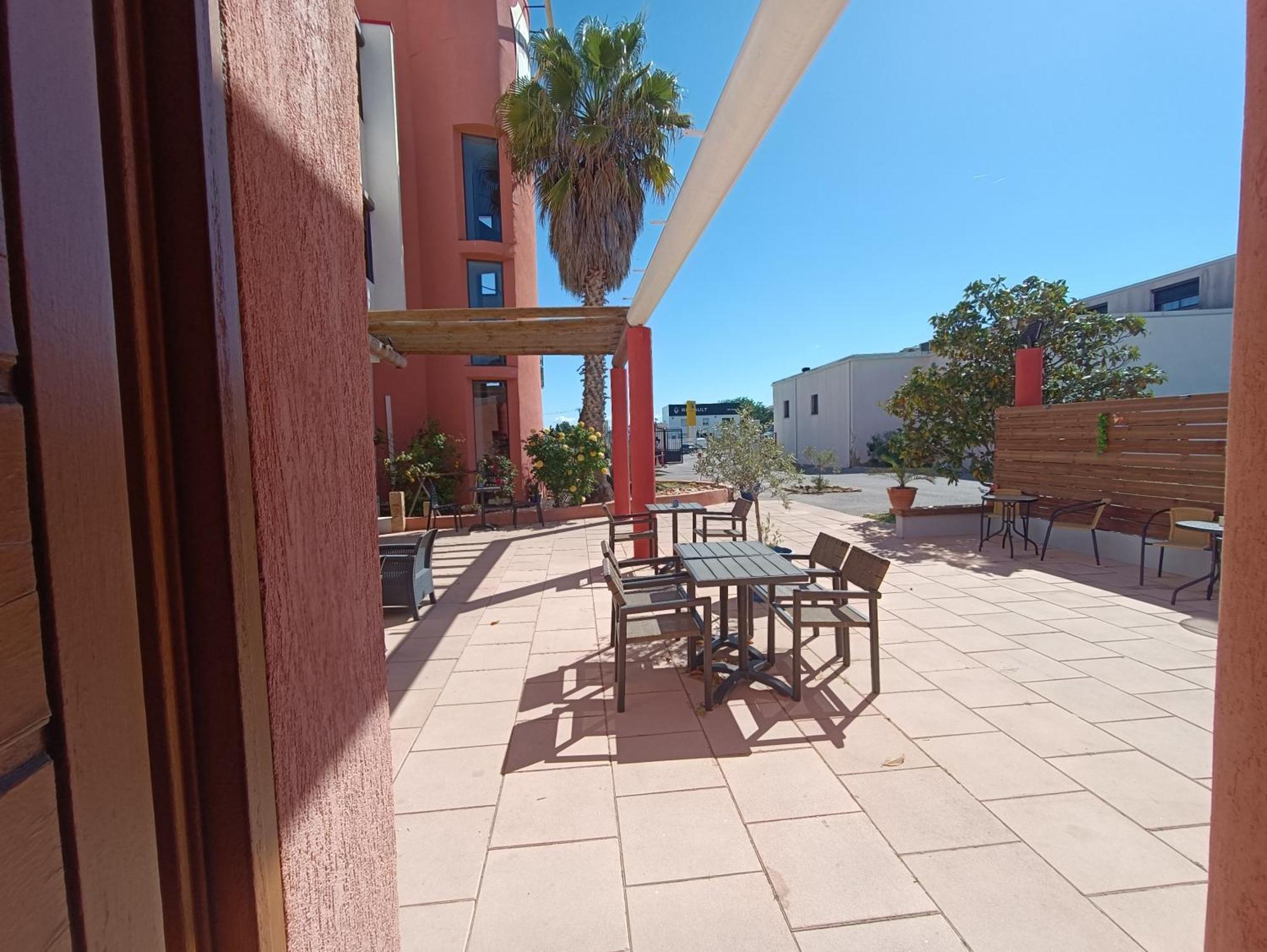 Hotel L'Hacienda Martigues Kültér fotó